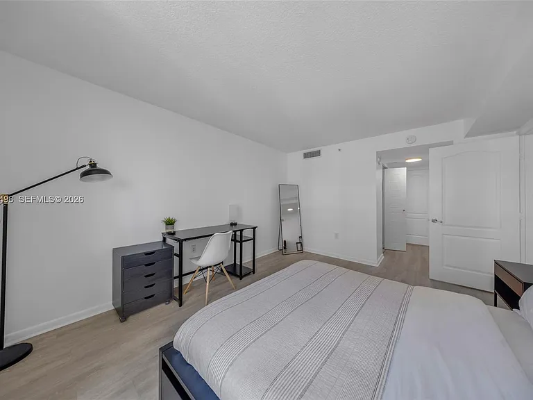 2101 Brickell Ave #605 — Photo 18