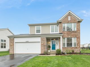 1103 Hamilton St, Shorewood, IL 60404
