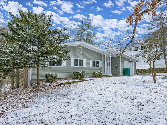 3rd image of 1180 Chestnut St