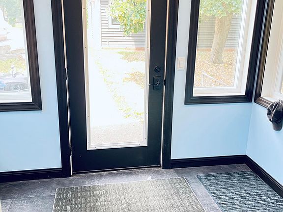 5th image of 4039 Lotus Dr