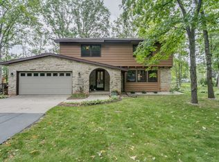 W4874 Bridle Rd, SHERWOOD, WI 54169