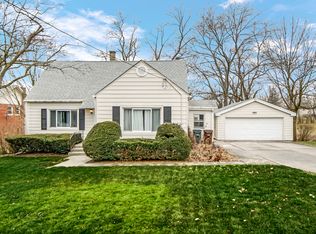 1111 N Cedar Rd, New Lenox, IL 60451