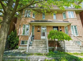 2168 Saint Clair Ave W, Toronto, ON M6N 5C1