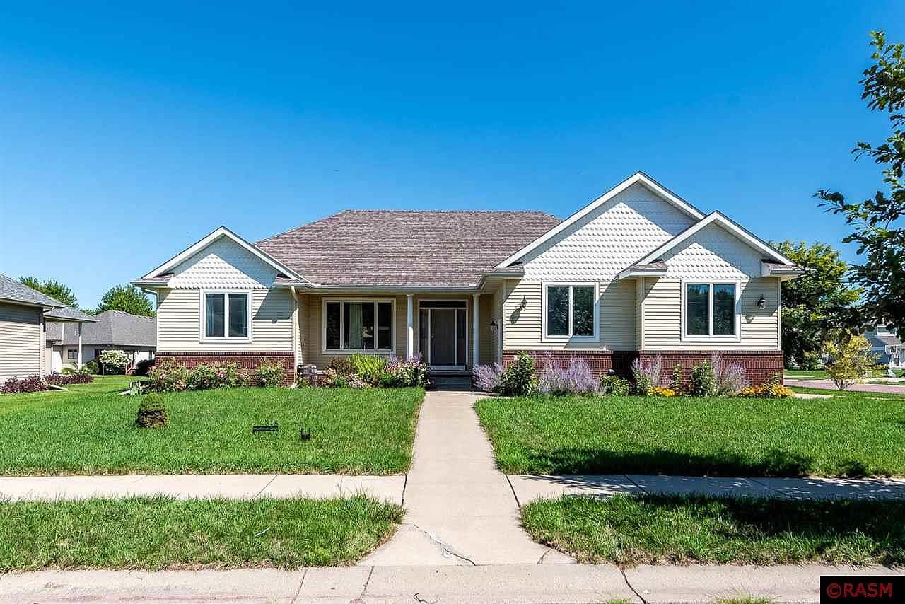 315 Woodhaven Cir, Mankato, MN 56001 MLS 7032989 Zillow