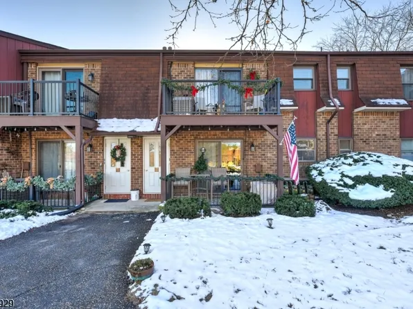 707 Nottingham Way, Raritan Twp., NJ 08822