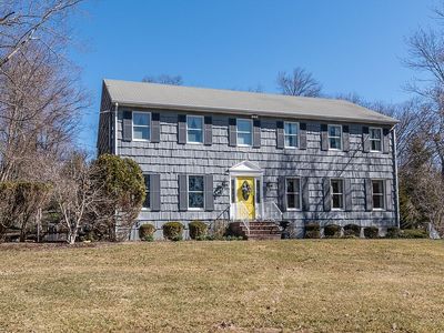 39 Mill Glen Rd, Upper Saddle River, NJ, 07458