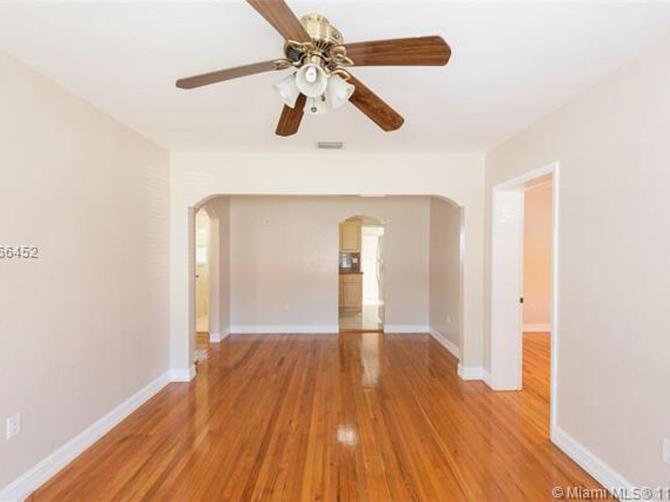 ADAE4819-216A-416A-A004-39810B9047AC