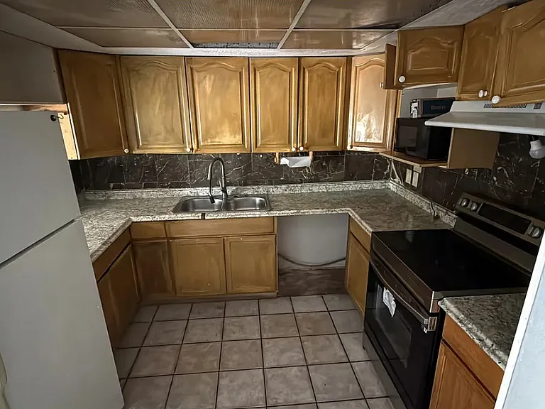 9242 Green Meadows Way — Photo 6