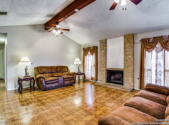 2nd image of 510 Sawtooth Dr