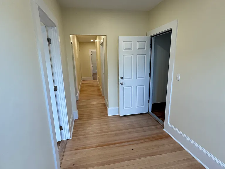 35 George St #2 — Photo 28