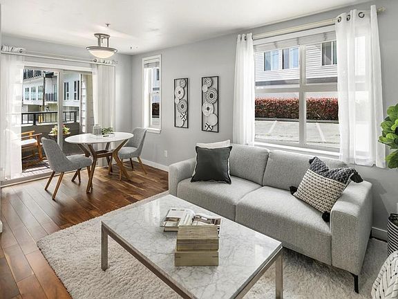 3rd image of 769 Hayes St APT 205