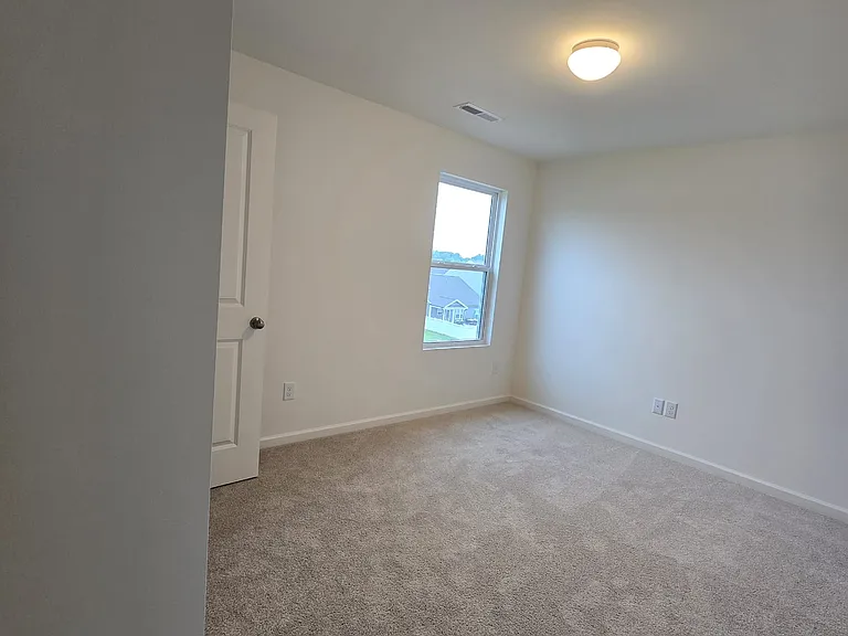 5140 Reedy Fork School Rd — Photo 10