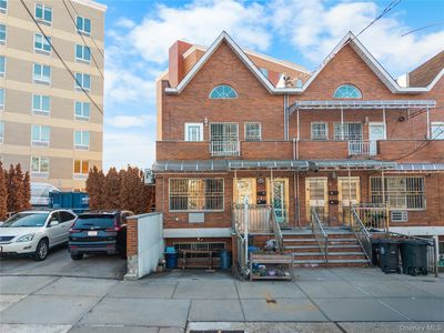 183-26 Booth Memorial Avenue, Flushing, NY, 11365