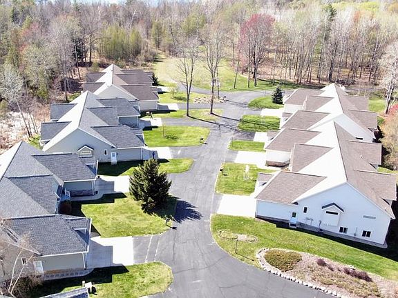 2nd image of 10653 Birchwood Ct