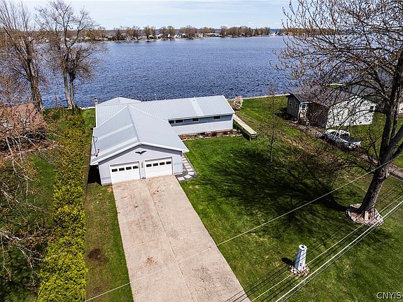 2nd image of 9092 Beach Rd