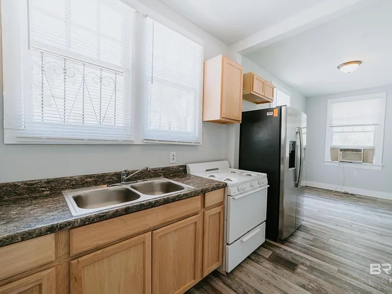 5 N Fulton St #2050 — Photo 7