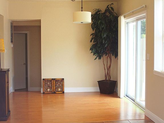 5th image of 821 Wingo St #A