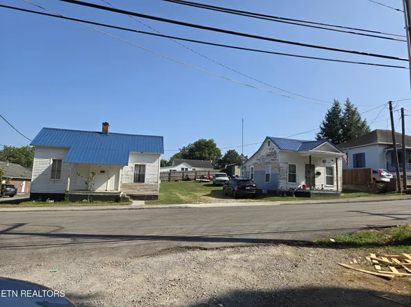 403 Cedar St, Loudon, TN 37774