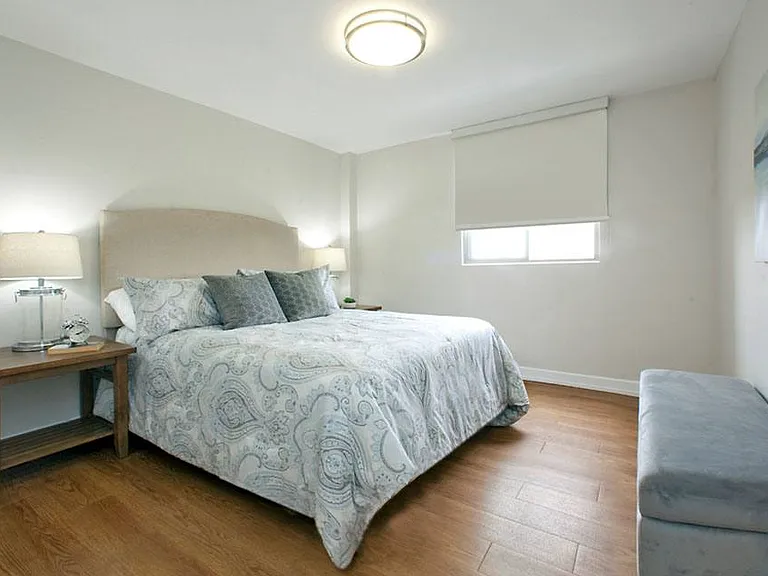 11 Overlea Dr — Photo 9