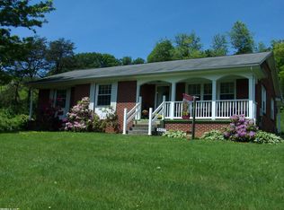 9507 Seneca Trl S, Lindside, WV 24951