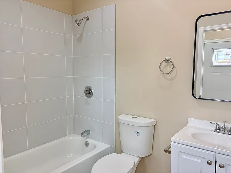 1464 3rd St #3 — Photo 7