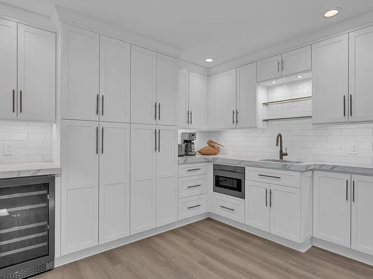 611 Gardenia Ln — Photo 18