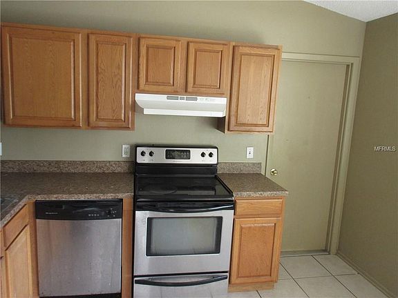 5th image of 985 Treadway Dr