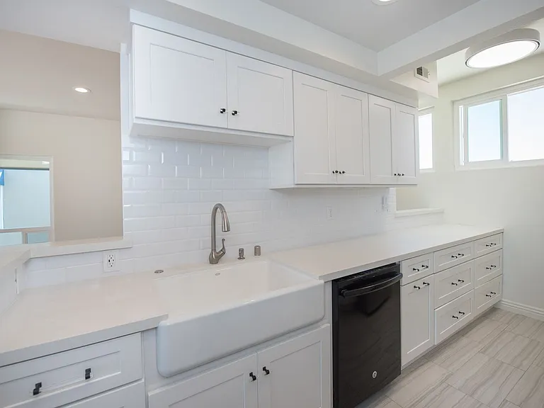 3299 Tempe Dr — Photo 15