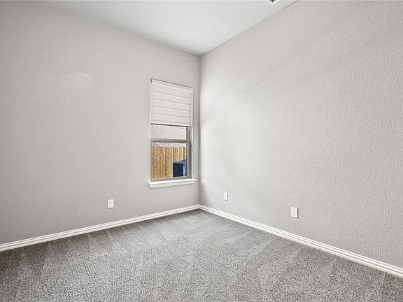 5th image of 3000 Bella Lago Dr