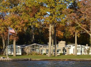 3052 Oakdale, HICKORY CORNERS, MI 49060