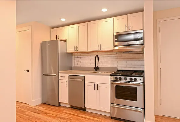 Rented by Dalan Rentals | media 8