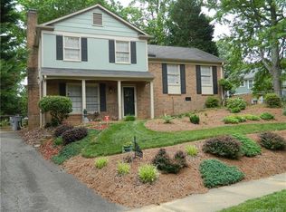 6041 Quiet Cove Ct, Charlotte, NC 28215