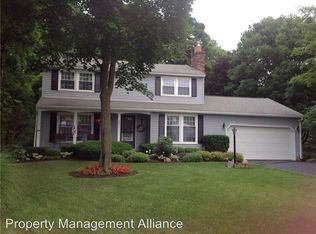 4851 Glinden Ln, Syracuse, NY 13215