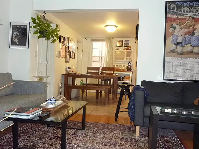 227 N 7th St #3 — Photo 7