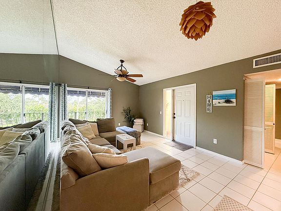 3rd image of 169 Waterside Drive