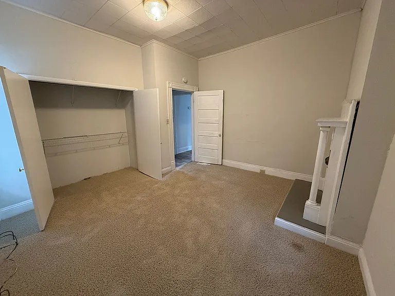 376 Park Ave — Photo 38