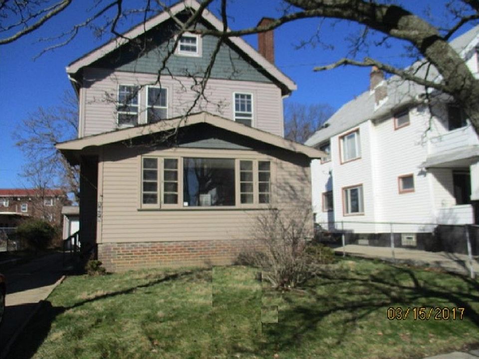 1st image of 1678 Wyandotte Ave