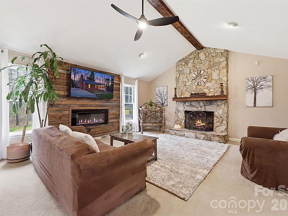 4th image of 4289 Falcon Hall Way