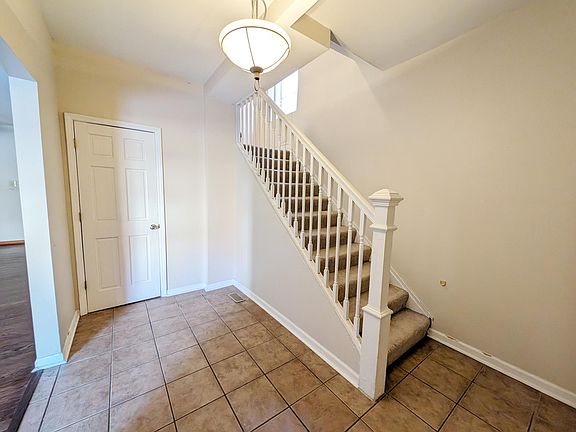 3rd image of 5828 Westminster Pl