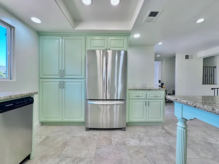 9 Serena Ct — Photo 7