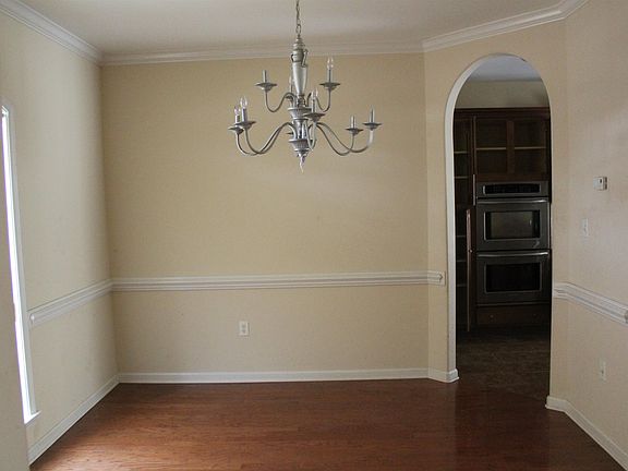 5th image of 4632 Barkley Glen Dr
