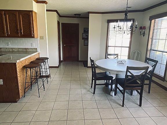 4th image of 5865 Paloma Dr