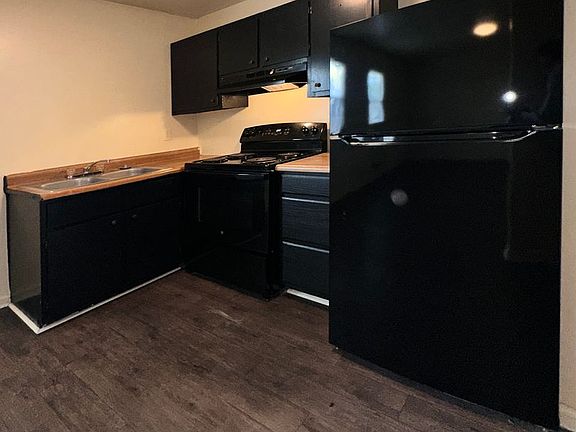 5th image of 705 Sizemore Dr #4
