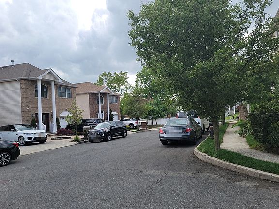 4th image of 42 Opal Ln