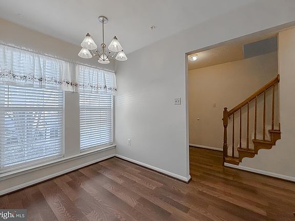4th image of 21099 Jenna Ct