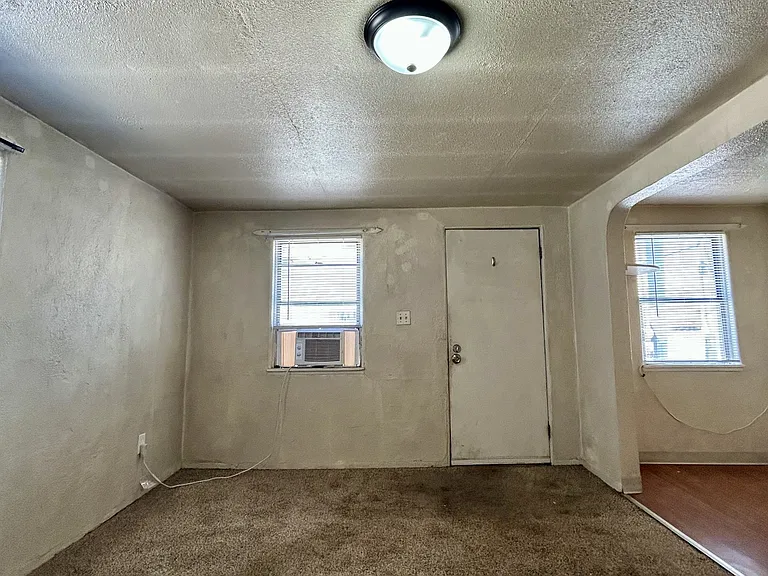 2701 W Rose Hill St #5 — Photo 4