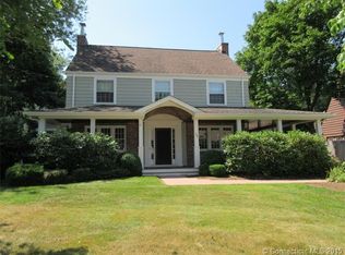 123 Ridgewood Rd, West Hartford, CT 06107