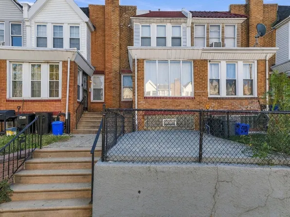 5829 N Hope St, Philadelphia, PA 19120