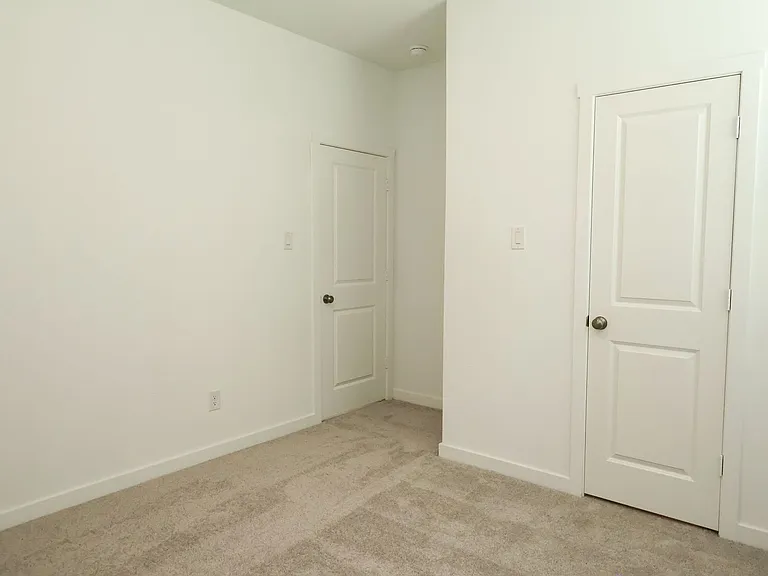 616 Arabian Ln — Photo 11