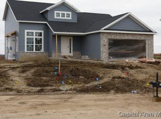 804 Elk Crest Ct, Chatham, IL 62629